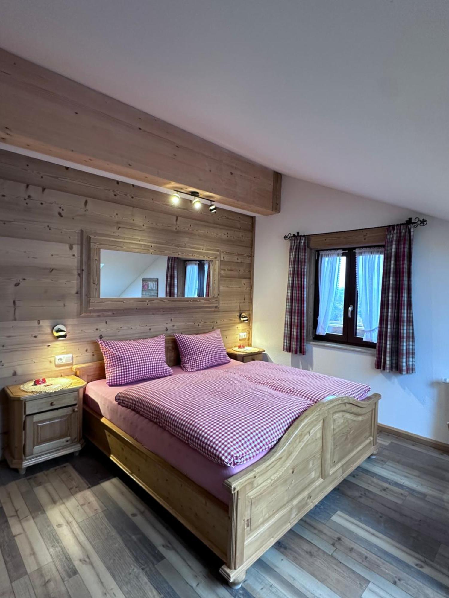 Hotel Seidl Strasslach-Dingharting ภายนอก รูปภาพ